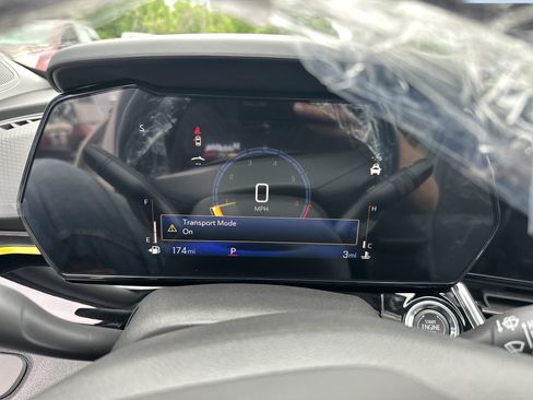 New 2026 Chevrolet Trax ACTIV w/ Sunroof Package FWD image 12