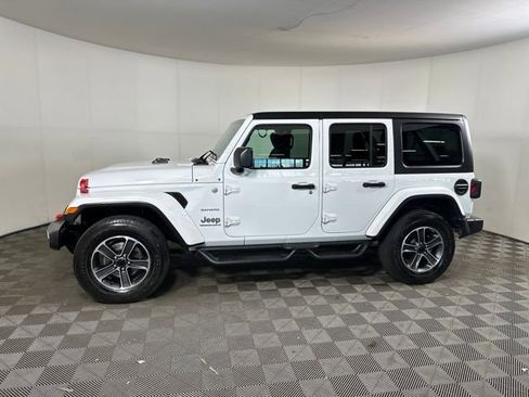 Used 2023 Jeep Wrangler Sahara w/ Cold Weather Group image 6