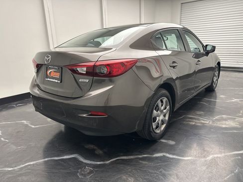 Used 2014 MAZDA MAZDA3 i Sport image 3