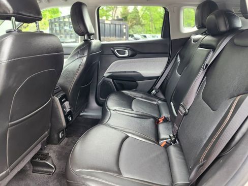 Used 2022 Jeep Compass Latitude AWD/4WD image 16