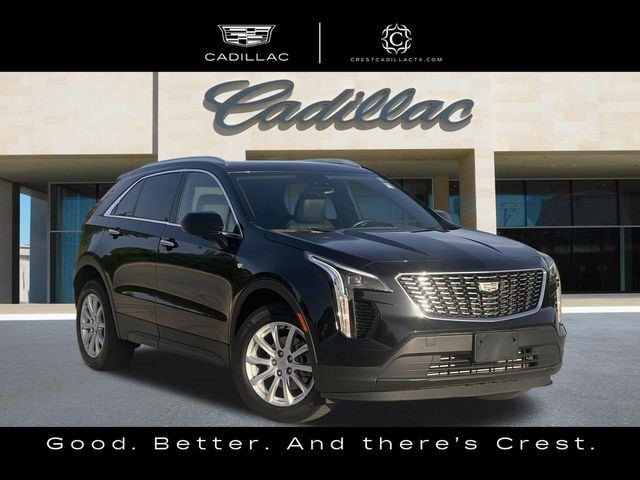 Certified 2023 Cadillac XT4 Luxury w/ Cold Weather Package AWD/4WD image 2