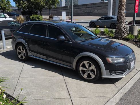 Used 2014 Audi A4 Premium w/ Lighting Package AWD/4WD image 5