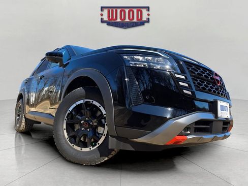 New 2026 Nissan Pathfinder Rock Creek image 4