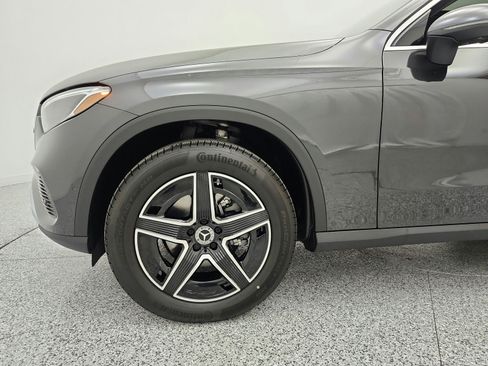 New 2026 Mercedes-Benz GLC 300 image 13