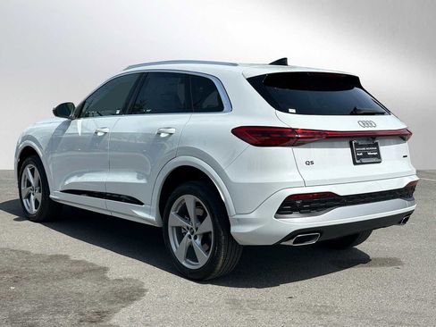New 2025 Audi Q5 Premium Plus image 3