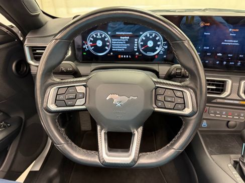 Used 2025 Ford Mustang Premium RWD image 24