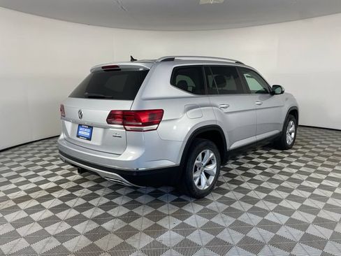 Used 2018 Volkswagen Atlas SEL AWD/4WD image 16