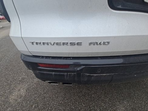 Used 2025 Chevrolet Traverse High Country w/ LPO, Floor Liner Package image 5