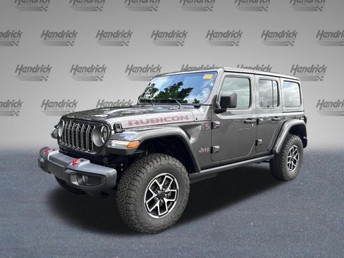 Used 2026 Jeep Wrangler Unlimited Rubicon w/ Technology Group AWD/4WD image 4