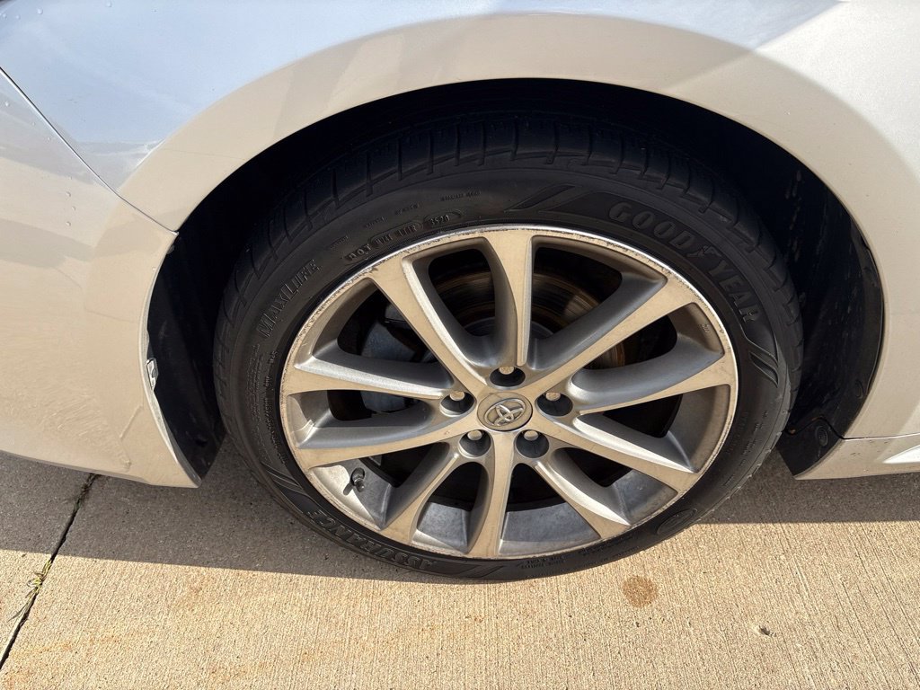 Used 2014 Toyota Avalon XLE Touring FWD image 9