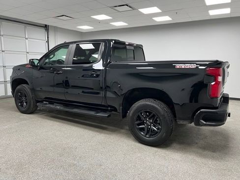 Used 2021 Chevrolet Silverado 1500 LT Trail Boss image 7