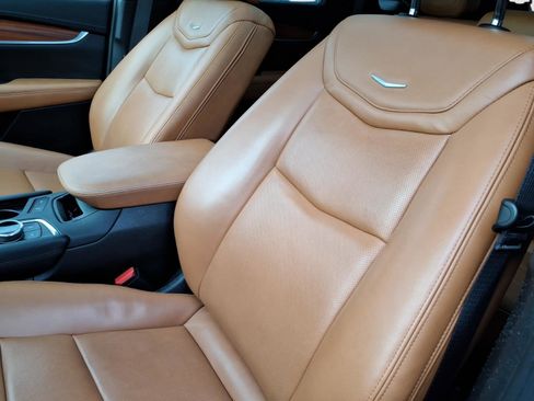 Certified 2023 Cadillac XT5 Premium Luxury image 14