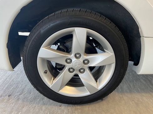 Used 2009 Mitsubishi Eclipse GS FWD image 30