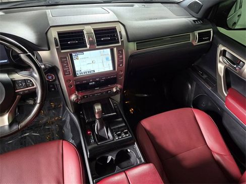 Used 2021 Lexus GX 460 Premium image 18