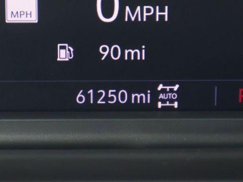 Used 2021 Chevrolet Tahoe Z71 w/ Luxury Package image 34