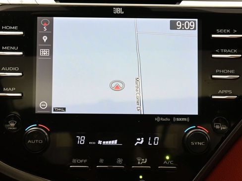 Used 2019 Toyota Camry XSE w/ Navigation Package FWD image 20