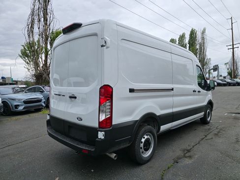 New 2026 Ford Transit 250 148 Medium Roof RWD image 5