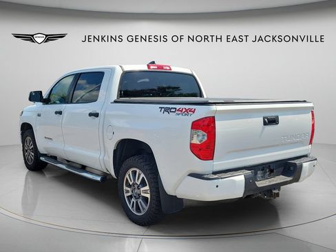 Used 2021 Toyota Tundra SR5 AWD/4WD image 4