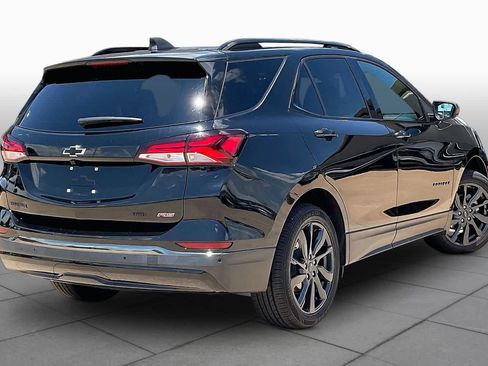 Used 2022 Chevrolet Equinox RS w/ LPO, Floor Liner Package AWD/4WD image 13