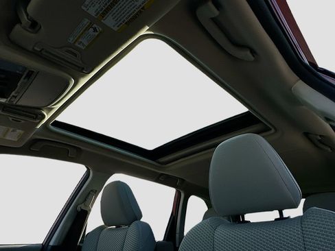 Used 2021 Subaru Forester Premium image 21