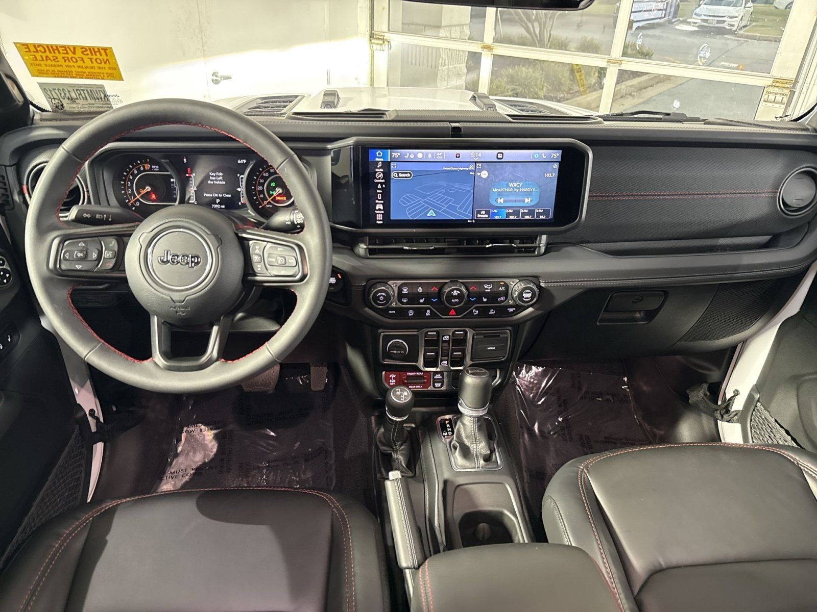 Used 2024 Jeep Gladiator Rubicon AWD/4WD image 24