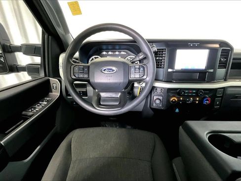 Used 2025 Ford F250 XL w/ STX Appearance Package AWD/4WD image 4