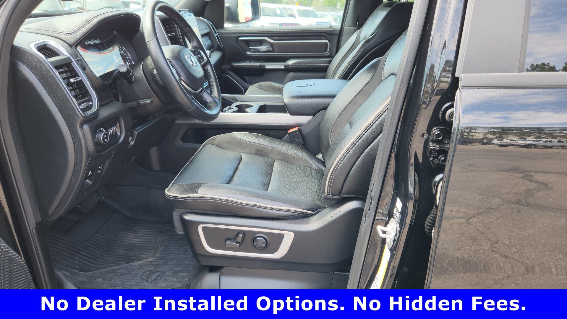 Used 2023 RAM 1500 Laramie AWD/4WD image 18