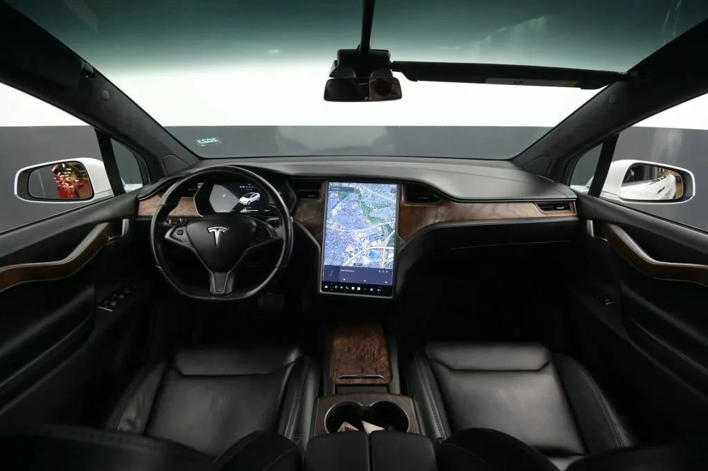 Used 2019 Tesla Model X Long Range AWD/4WD image 32