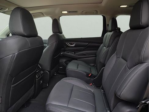 New 2026 Subaru Ascent Limited image 11