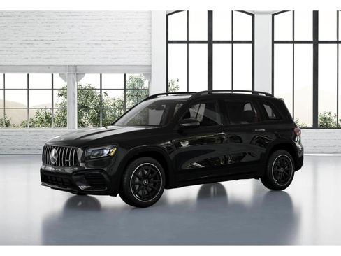 Used 2025 Mercedes-Benz GLB 35 AMG 4MATIC image 37