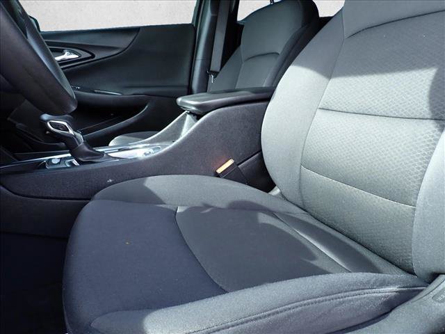 Used 2023 Chevrolet Malibu LT FWD image 9