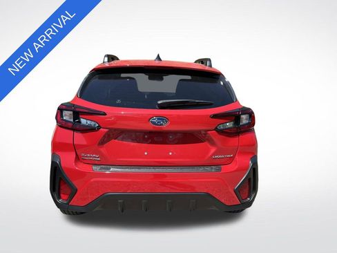 Used 2024 Subaru Crosstrek 2.0i Premium w/ Popular Package #4 image 4