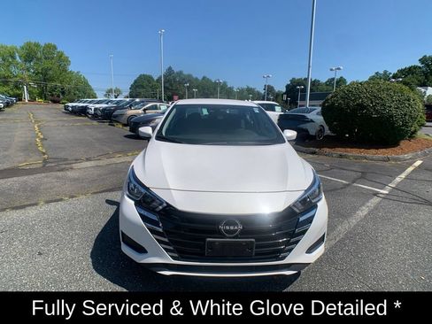 Used 2024 Nissan Versa SV w/ Trunk Package FWD image 9