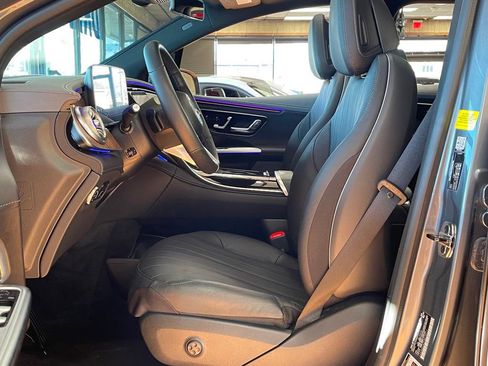 Used 2023 Mercedes-Benz EQE 500 4MATIC SUV w/ Pinnacle Trim Package image 12