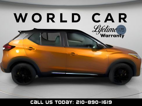 Used 2021 Nissan Kicks SR w/ SR Premium Package FWD image 8