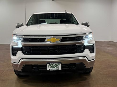 Used 2023 Chevrolet Silverado 1500 LT AWD/4WD image 27