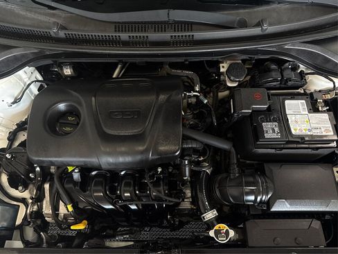 Used 2018 Hyundai Accent SE FWD image 11