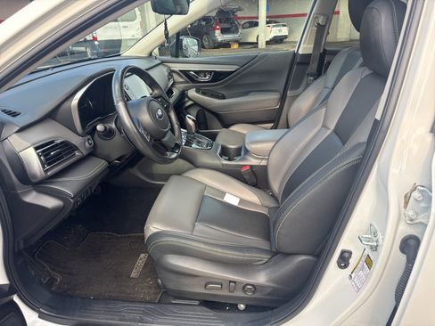 Used 2024 Subaru Outback Onyx Edition image 5