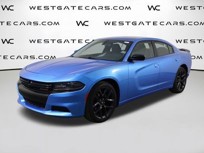Used 2019 Dodge Charger SXT w/ Blacktop Package