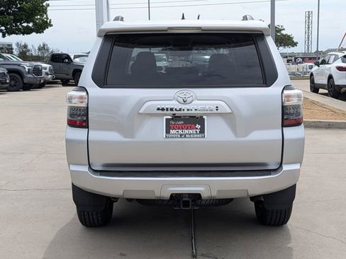 Used 2024 Toyota 4Runner SR5 Premium AWD/4WD image 7
