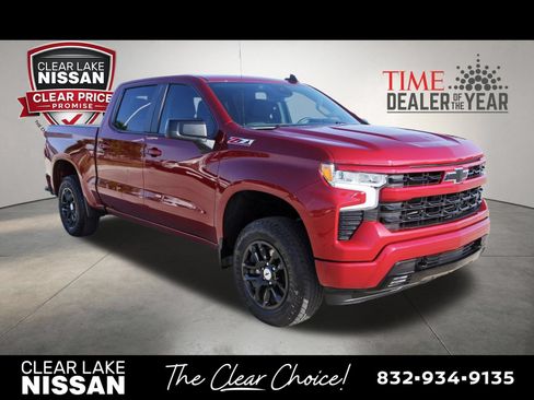 Used 2024 Chevrolet Silverado 1500 RST w/ Z71 Off-Road Package AWD/4WD image 9