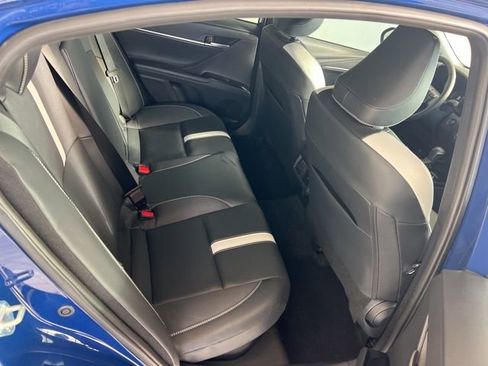 Used 2025 Toyota Camry SE image 20