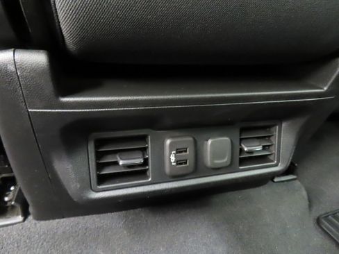 Used 2023 GMC Sierra 2500 SLE w/ SLE Value Package; image 14