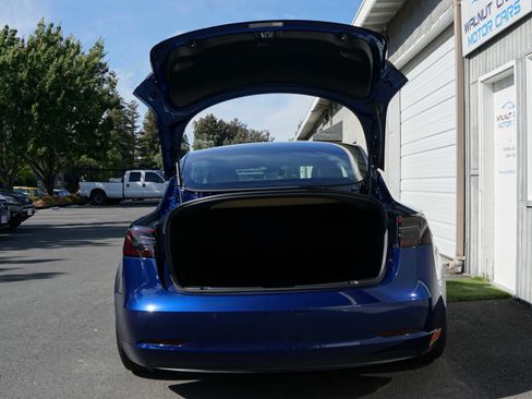 Used 2020 Tesla Model 3 Performance AWD/4WD image 15