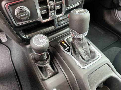 Used 2024 Jeep Wrangler Sahara w/ Technology Group image 20