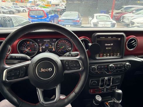 Used 2023 Jeep Wrangler Unlimited Rubicon w/ LED Lighting Group image 8