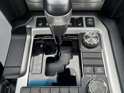 Certified 2020 Toyota Land Cruiser Heritage Edition AWD/4WD image 27