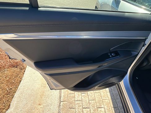 Used 2024 Jeep Wagoneer Launch Edition image 24