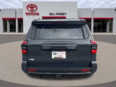 New 2026 Toyota 4Runner SR5 RWD image 4