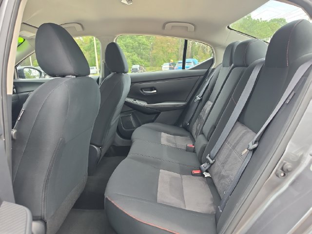 Used 2025 Nissan Sentra SR FWD image 13